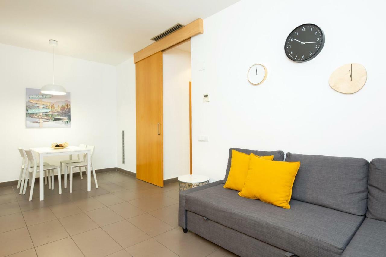 Apartamentos Cornellalux Cornella de Llobregat Exterior photo